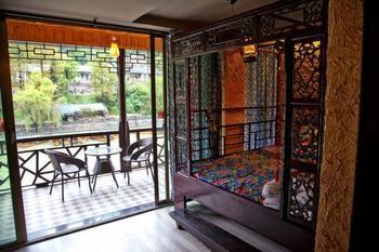 Fenghuang Lifetime True Love Hotel Exteriör bild